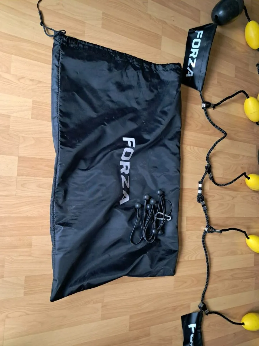 FORZA Floor Matrix Goalkeeper Ball Deflector - Image 2