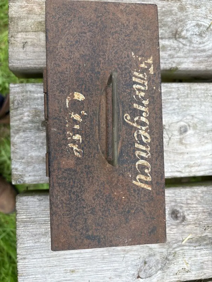 antique first aid box - Image 1