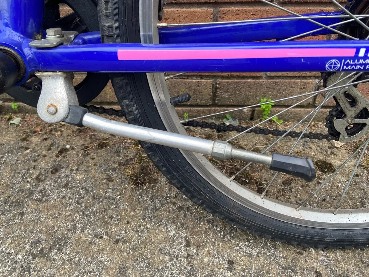 24 Inch Saruna girls bike - Image 4