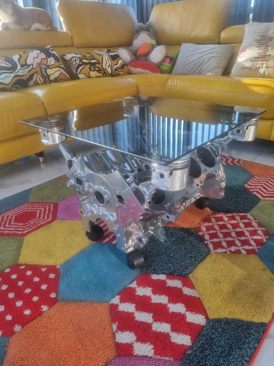 Engine block coffee table - Image 2