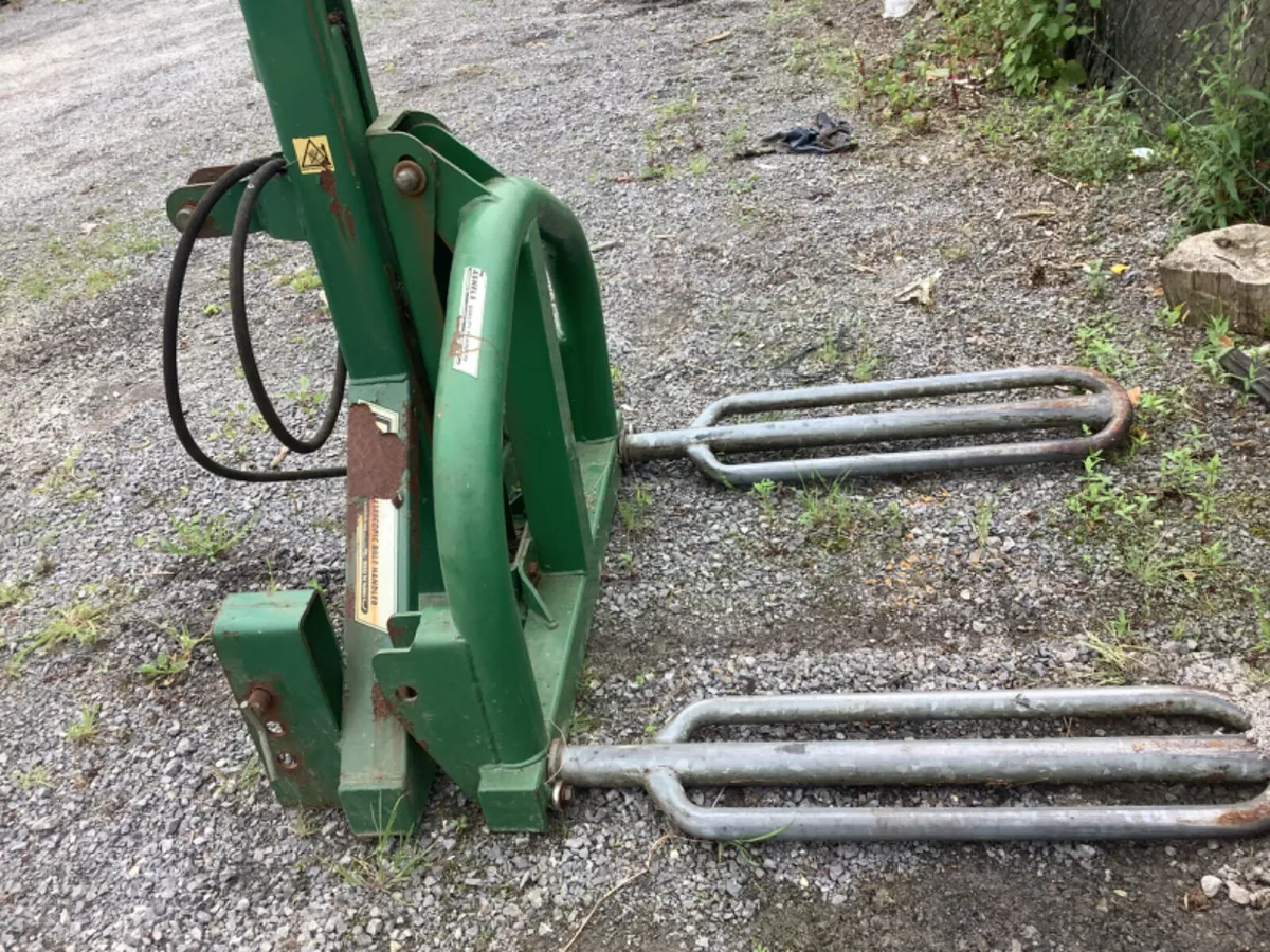 Cashels Bale stacker - Image 2