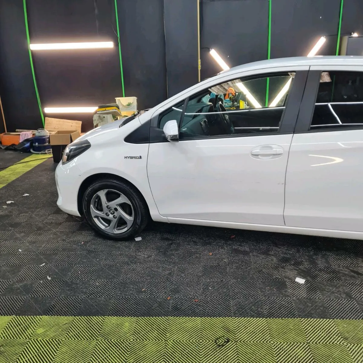 Toyota Yaris 2016 - Image 2