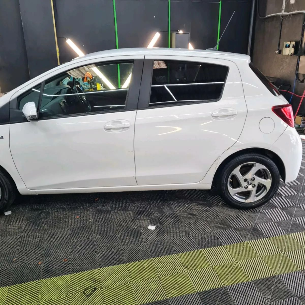 Toyota Yaris 2016 - Image 3