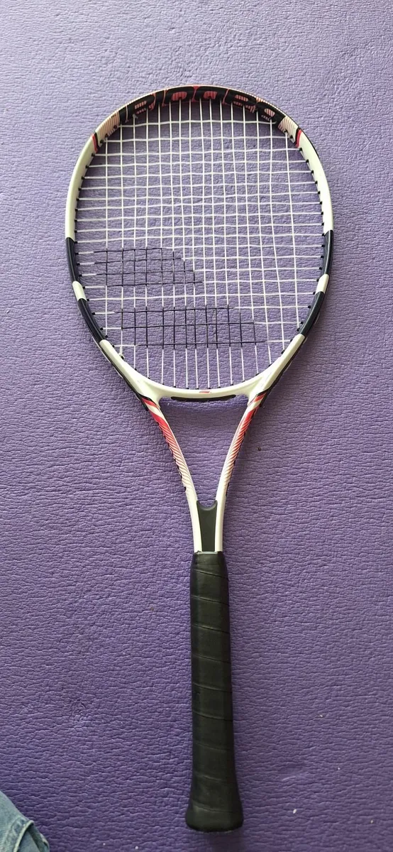 Tennis racquet