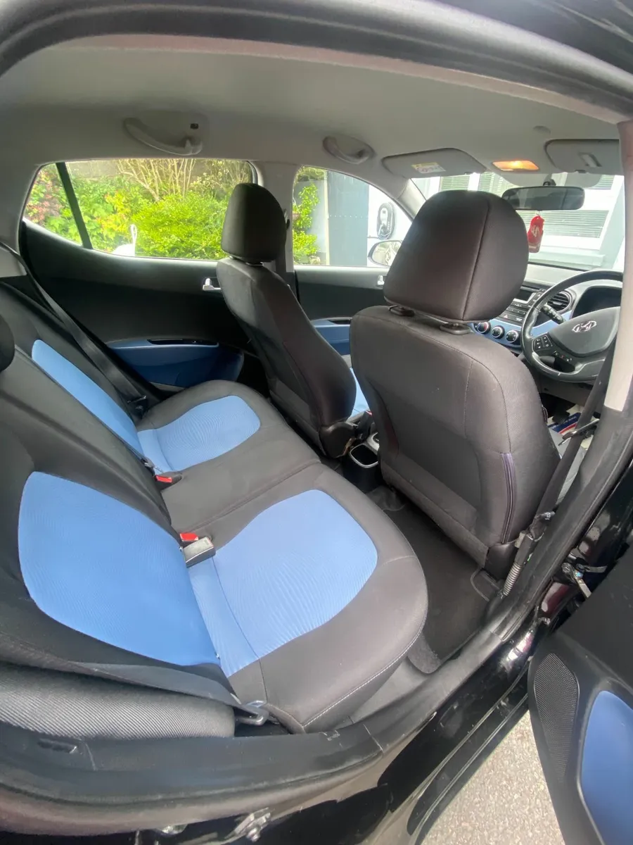 Hyundai i10 2015 - Image 2