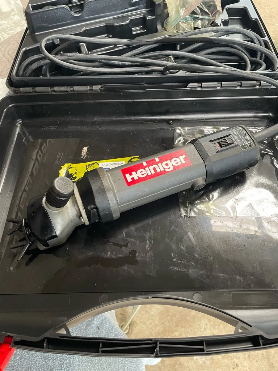 Heiniger Xtra Sheep Shearing Machine - Image 2