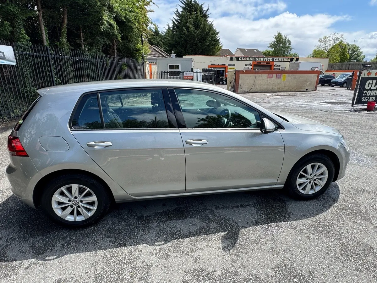 Volkswagen Golf 2013  *LOW MILEAGE* - Image 3