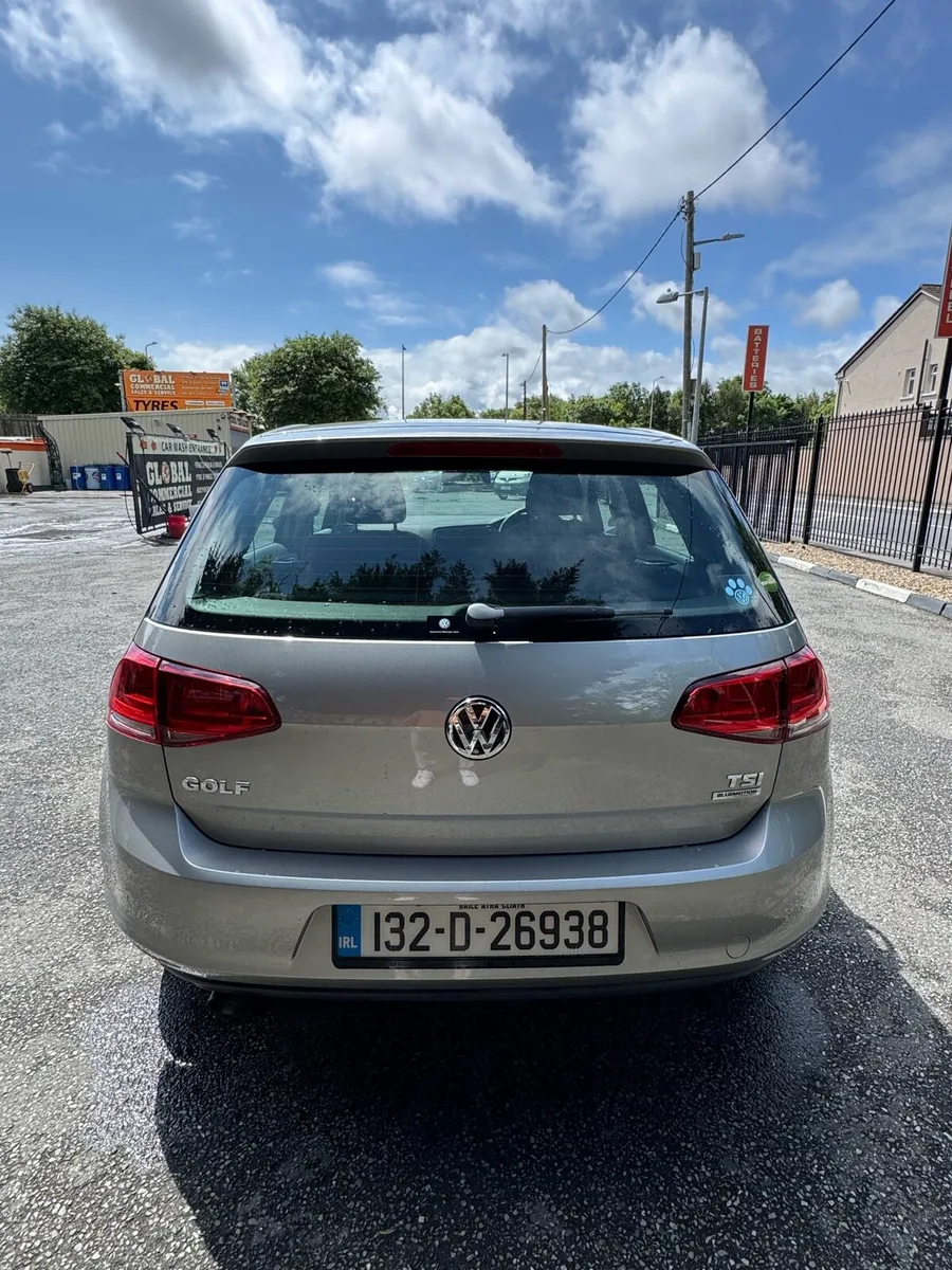 Volkswagen Golf 2013  *LOW MILEAGE* - Image 4