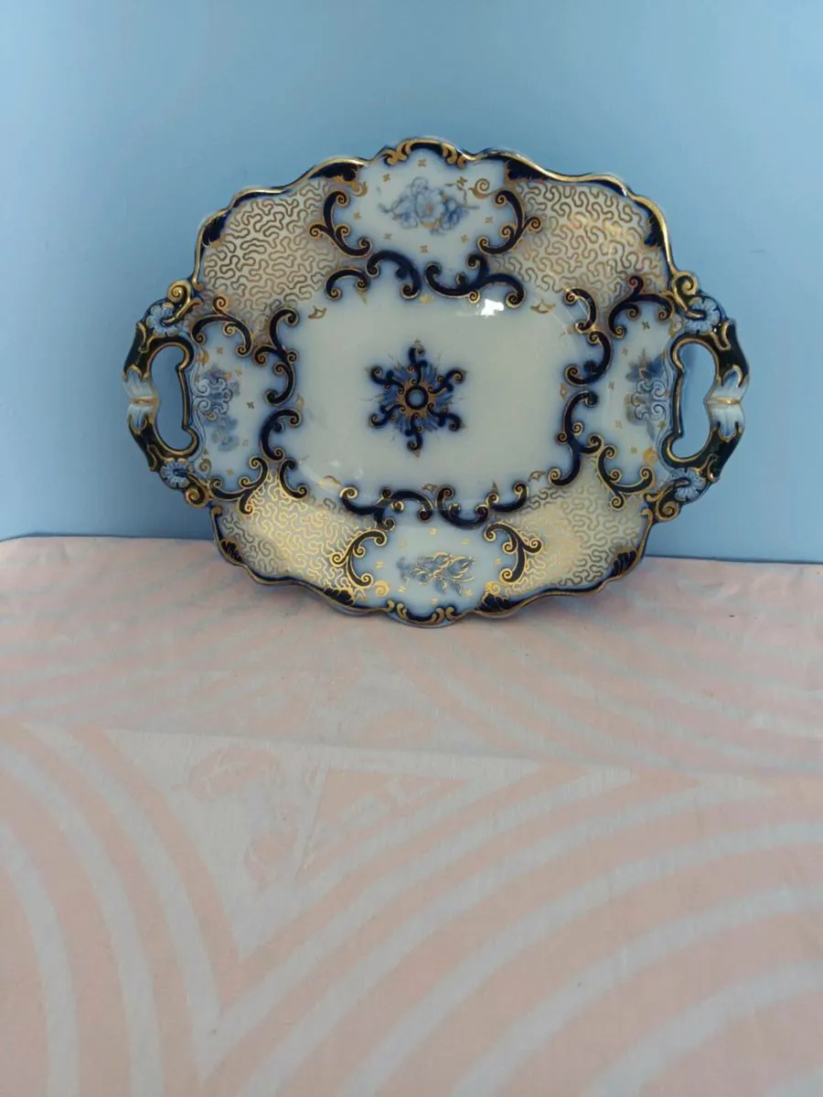 Beautiful  Victorian  Floe Blue Cake Plate - Image 2