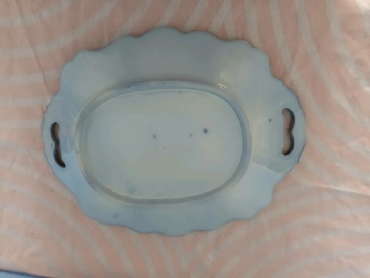 Beautiful  Victorian  Floe Blue Cake Plate - Image 4