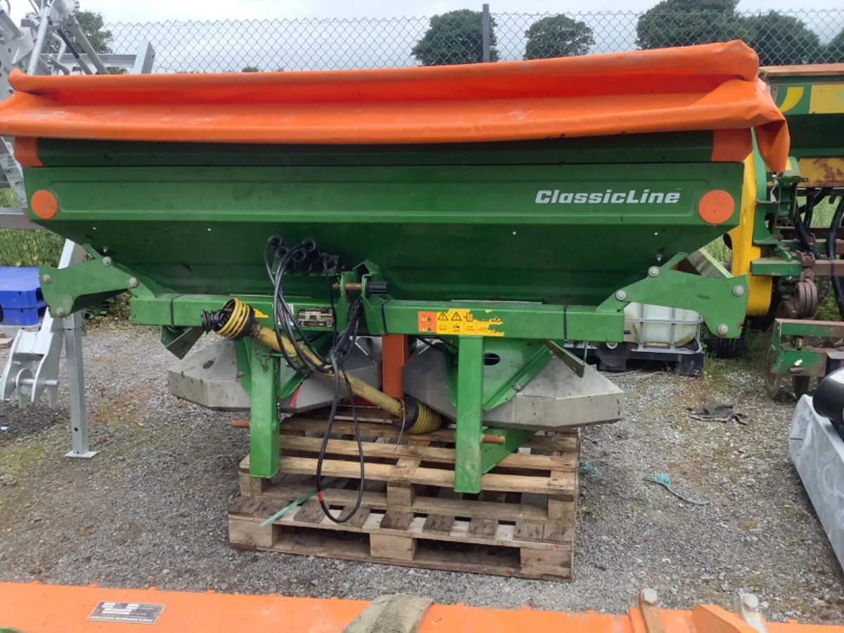 Amazone Zam 1.5 ton fertiliser spreader - Image 1