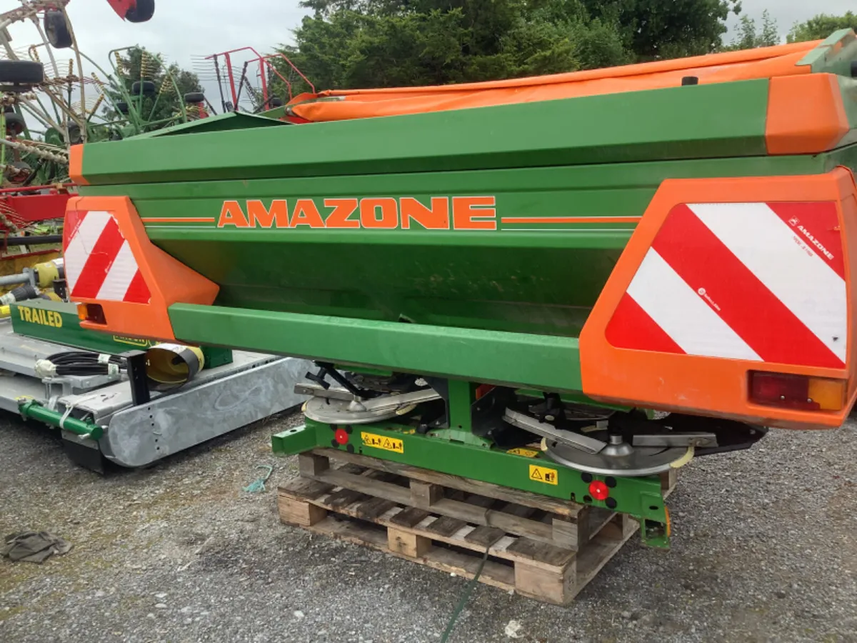 Amazone Zam 1.5 ton fertiliser spreader - Image 4