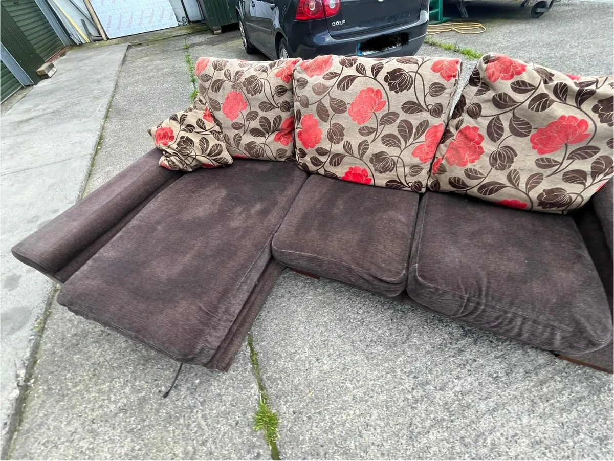 Brown corner sofa L shaped delivery available - Image 4