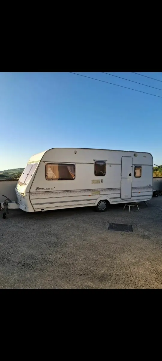 4 berth caravan - Image 1
