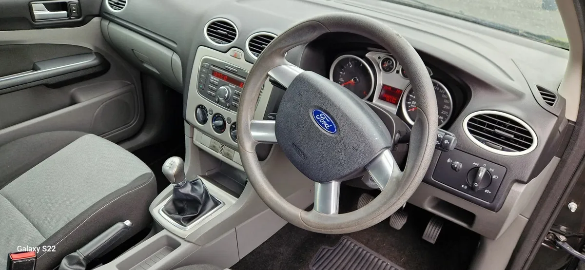 Ford Focus 2011 - Image 4