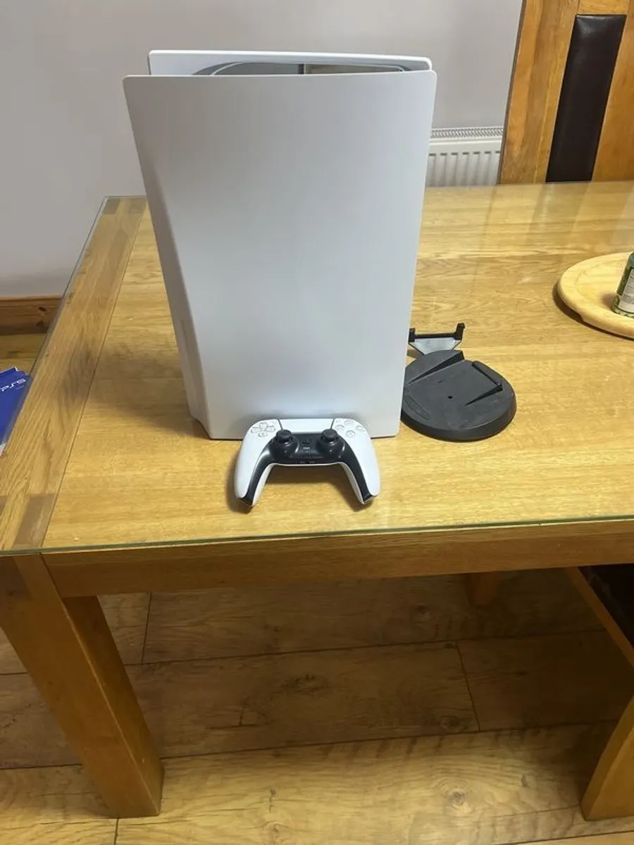 playstation 5 - Image 1
