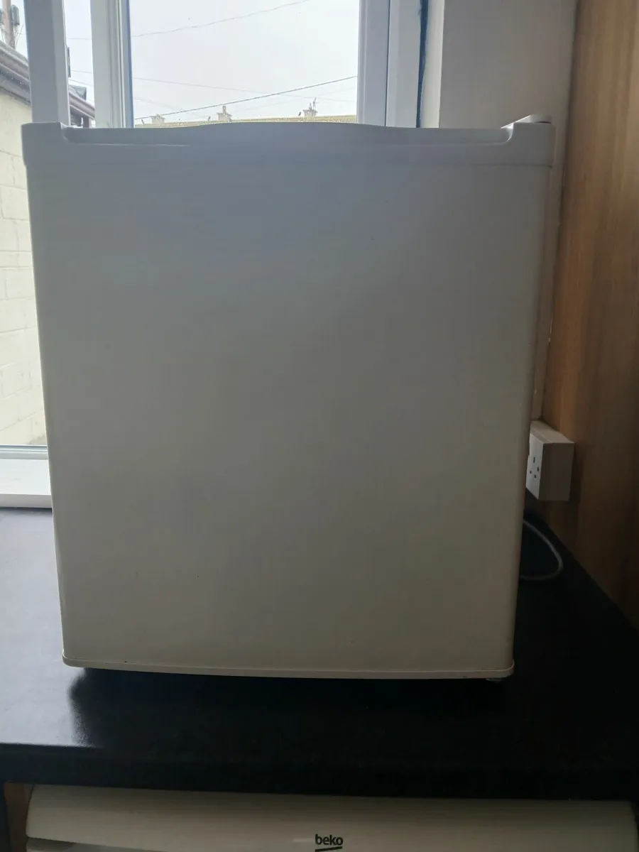 Counter top freezer - Image 1