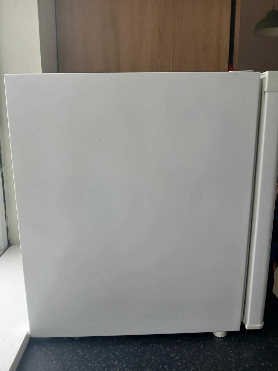 Counter top freezer - Image 2