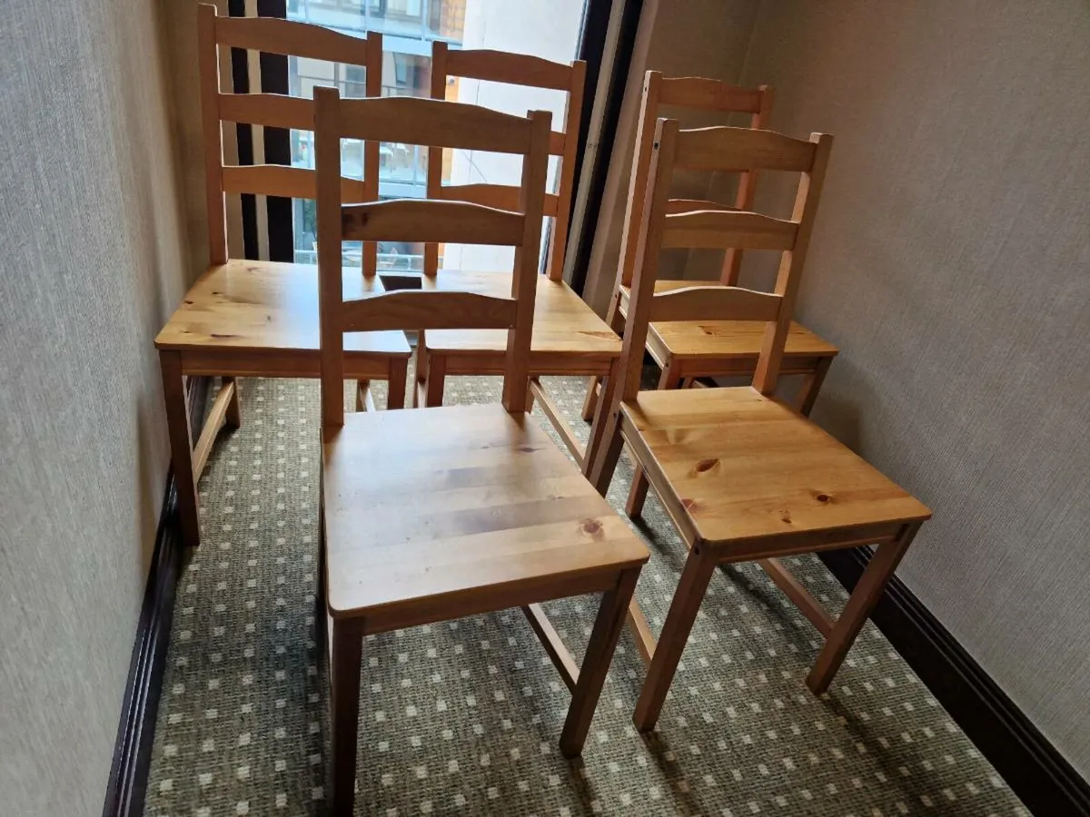 5 pine wood chair - Image 3