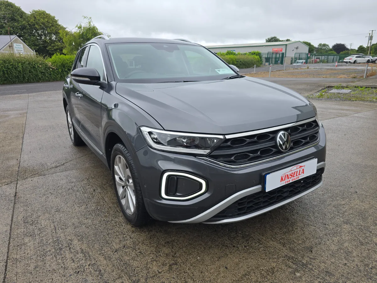 Volkswagen T-Roc 2024 - Image 3