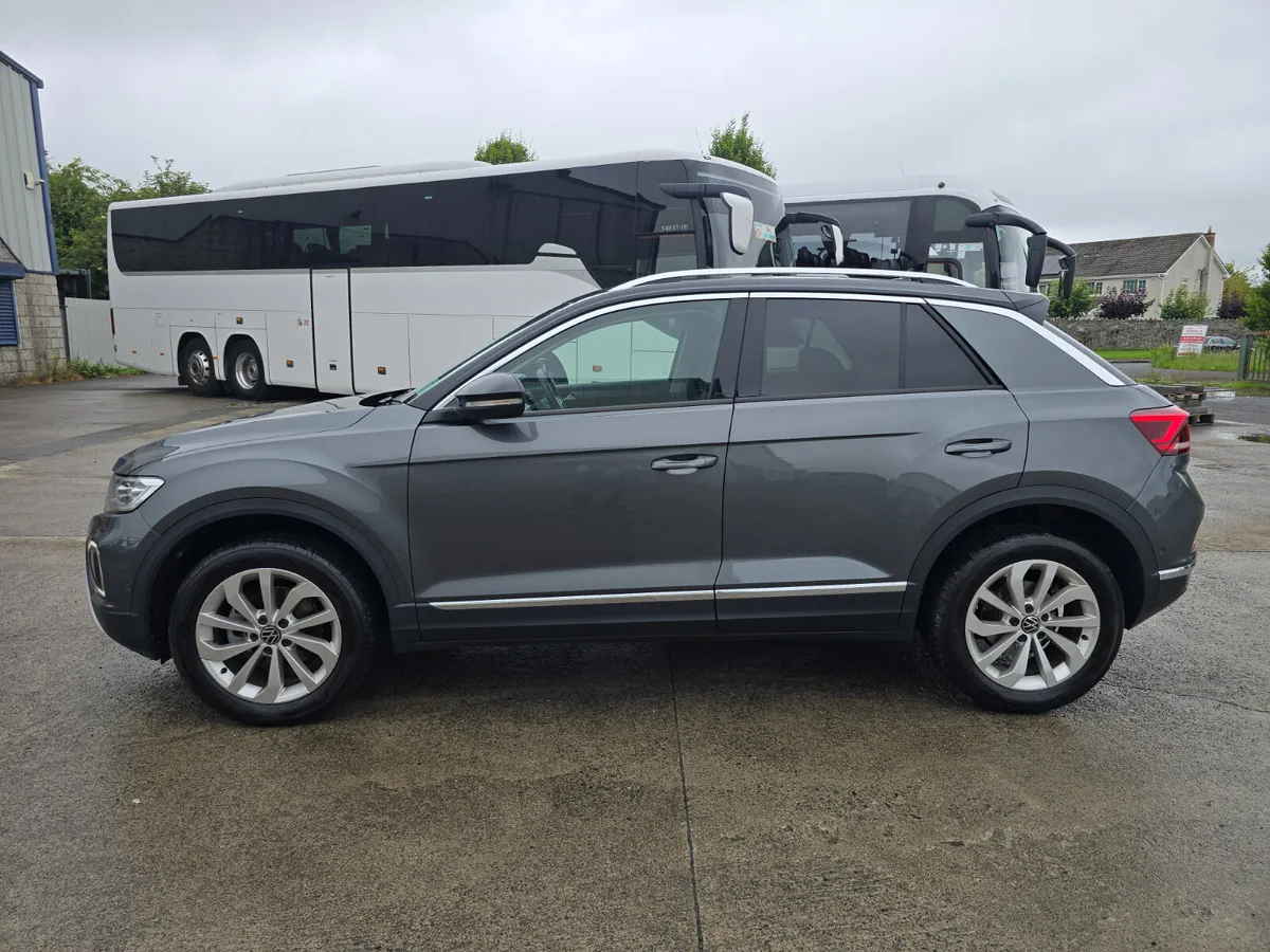 Volkswagen T-Roc 2024 - Image 4
