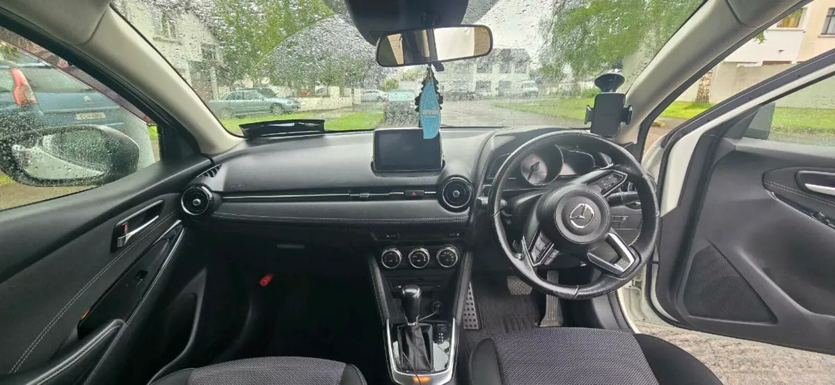 Mazda Demio LDA-DJ5FS 5DR AUTO 2016 - Image 3