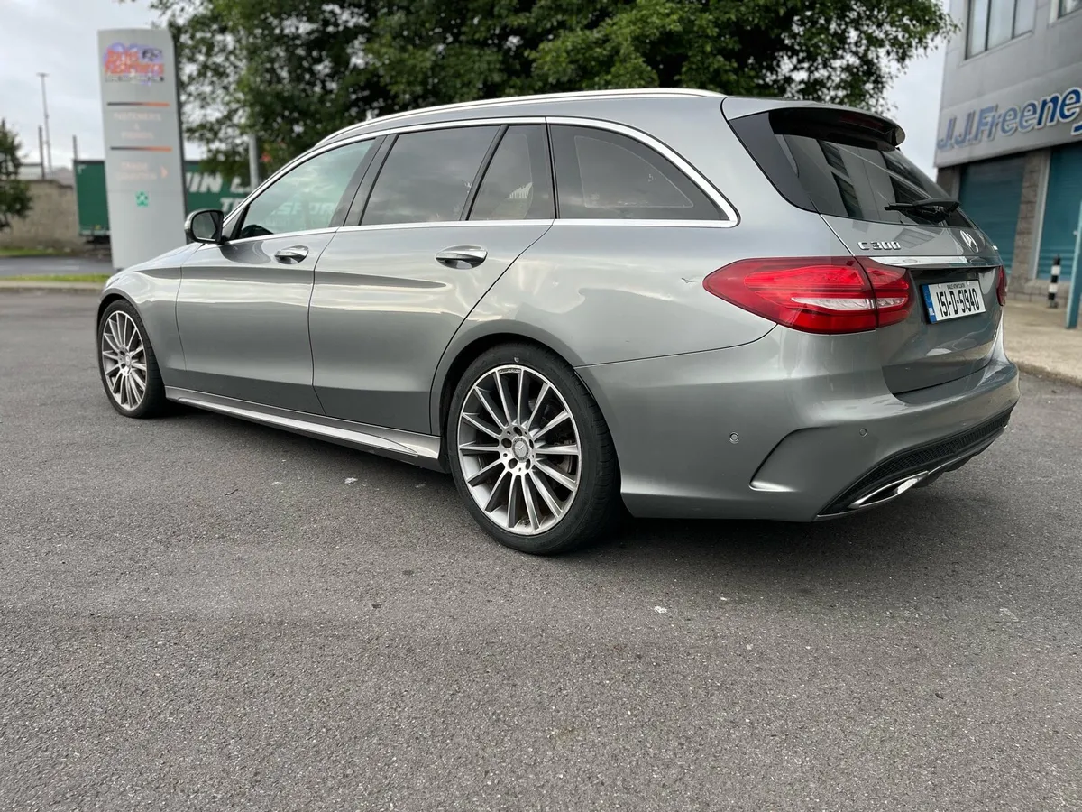 Mercedes-benz C-class C300 H AMG Line Premium - Image 4