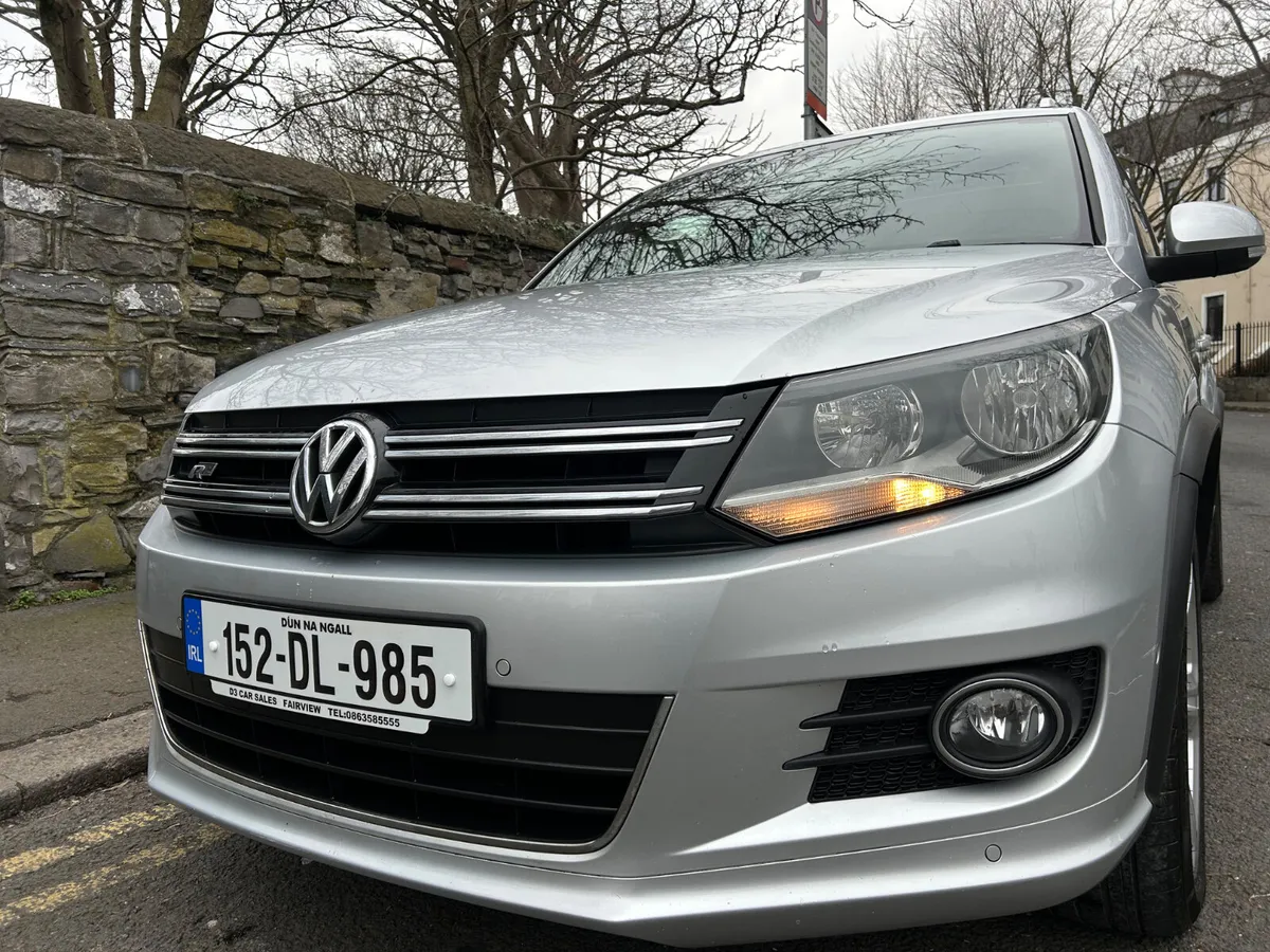2015 VOLKSWAGEN TIGUAN R DESIGN PANORAMIC SUNROOF - Image 1