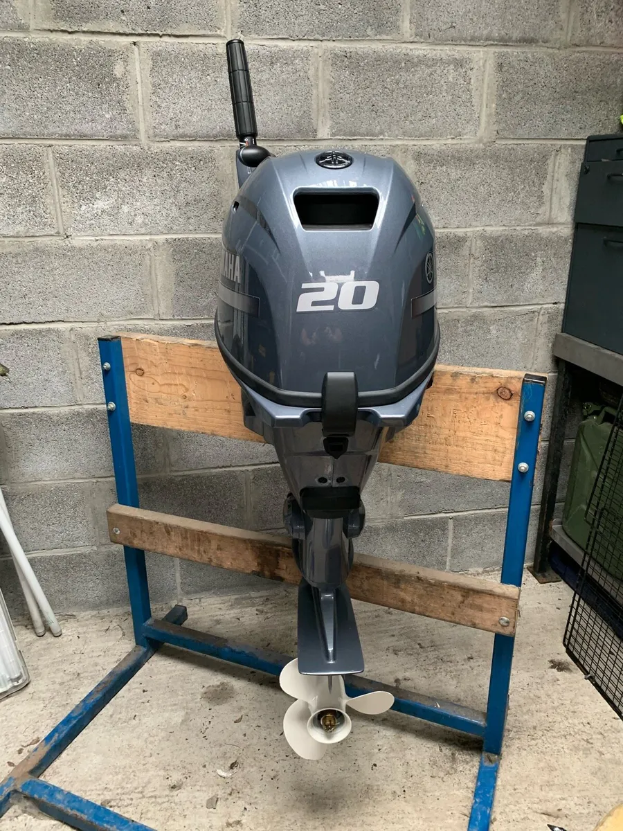 Yamaha 20 hp outboard - Image 3