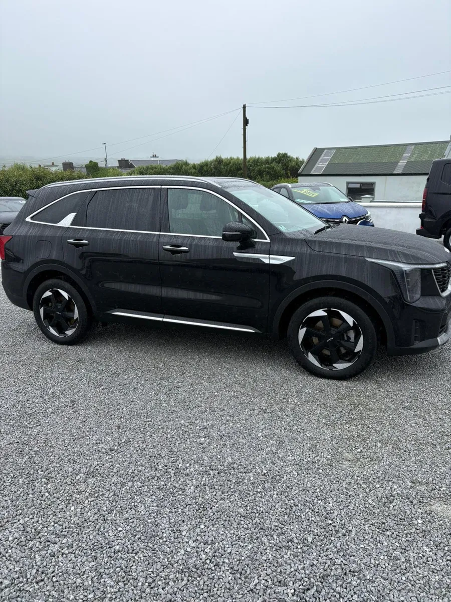Kia Sorento 2024 k4 - Image 2