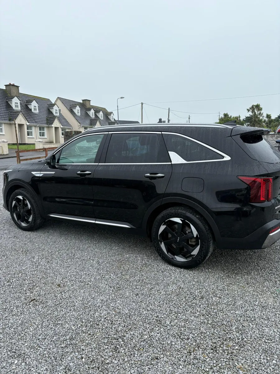Kia Sorento 2024 k4 - Image 3