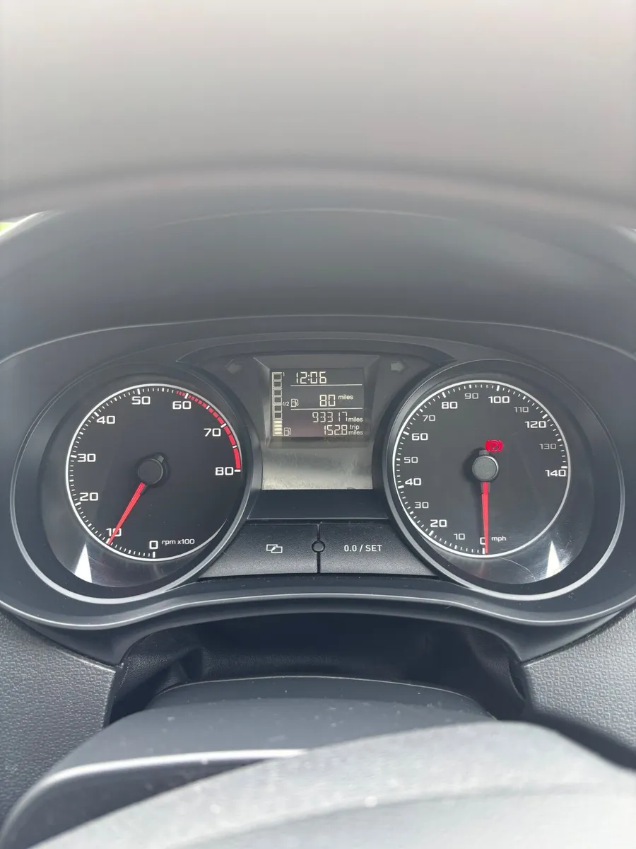 SEAT Ibiza 2014 - Image 1