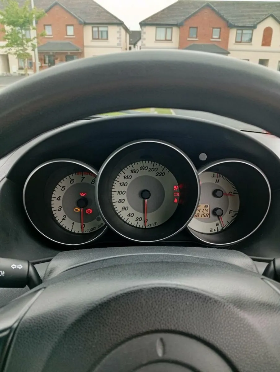 Mazda 3 1.6 petrol - Image 1