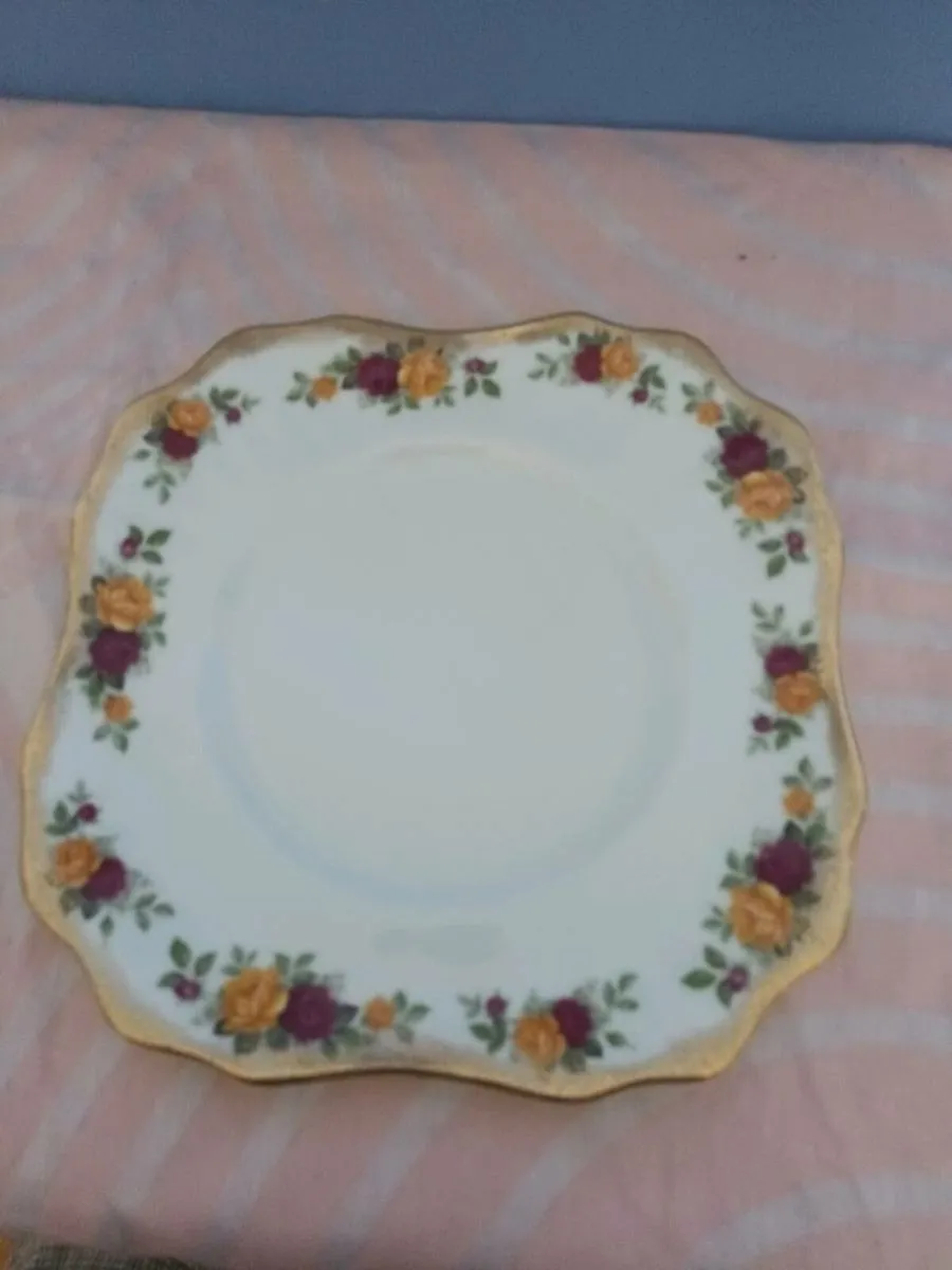 15 Piece  ARKLOW  Fine BONE China  Tea Set - Image 3