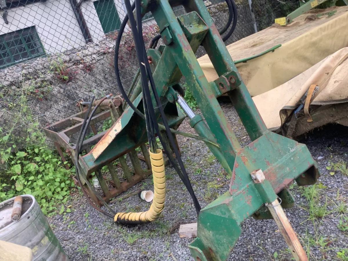 Silage grab rear mounted - Image 1