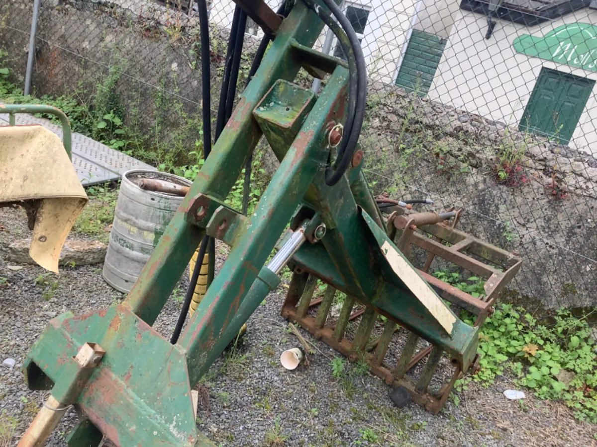 Silage grab rear mounted - Image 2