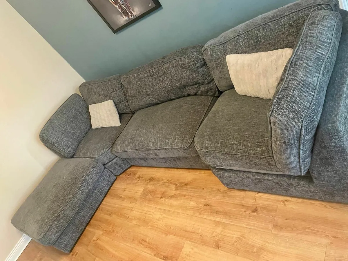 Couch - Image 1