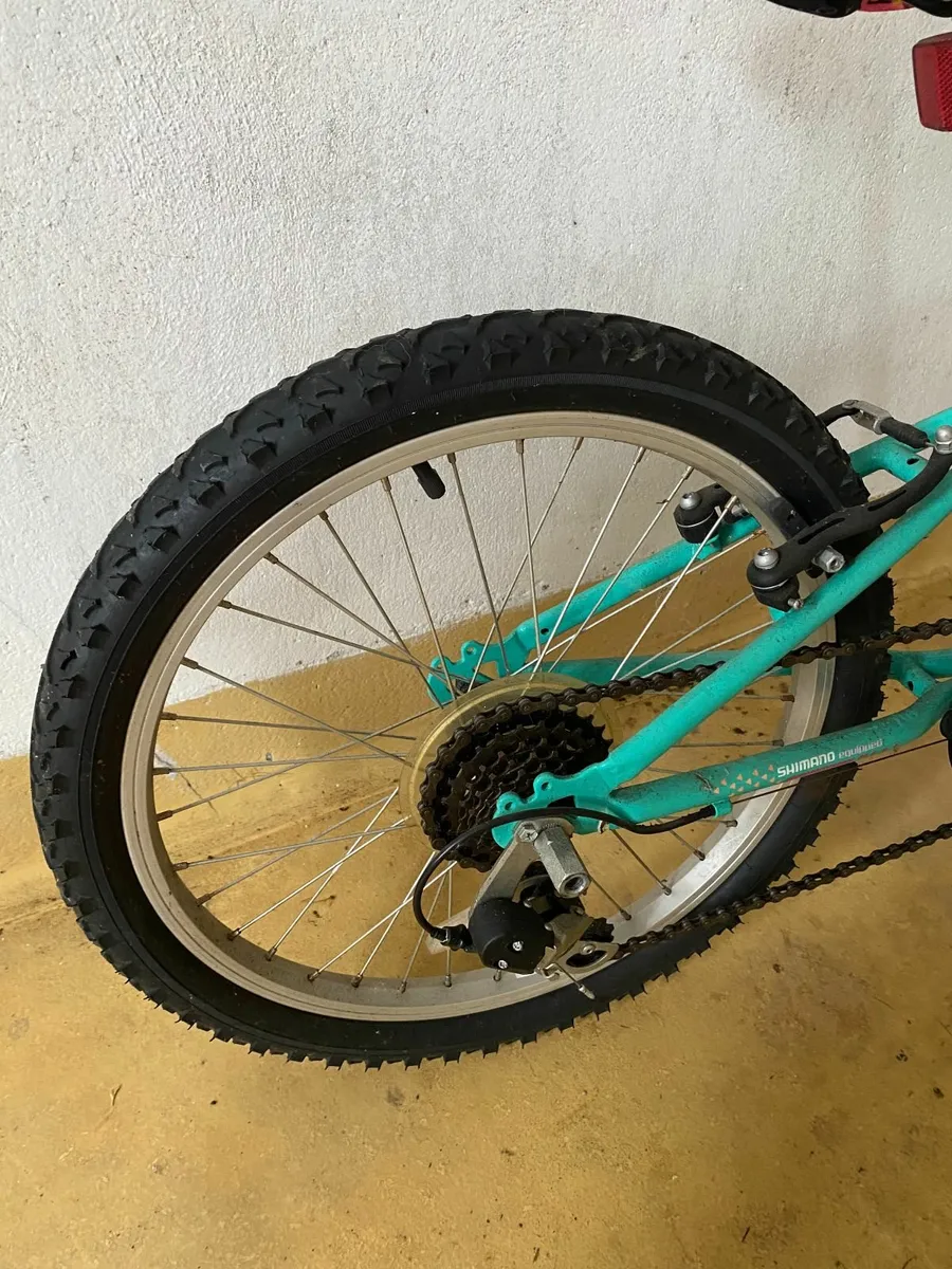 Girl's Bike - Image 3