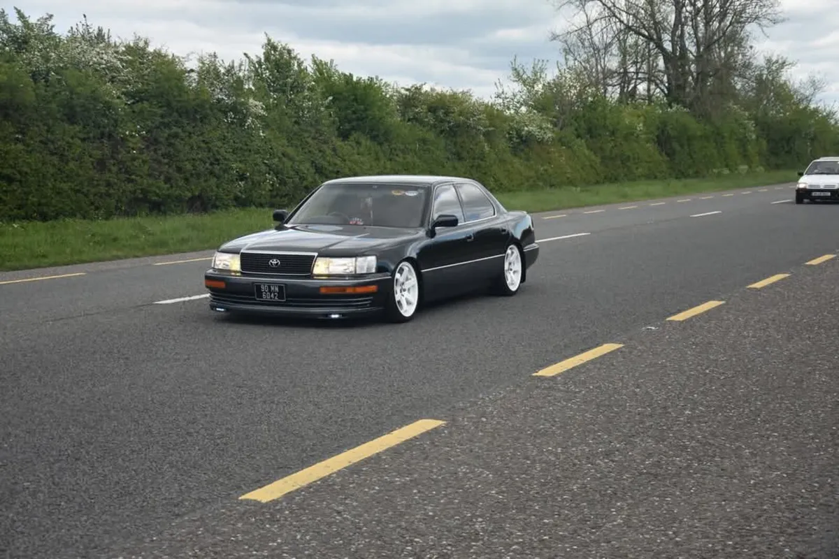 Toyota Celsior - Image 2