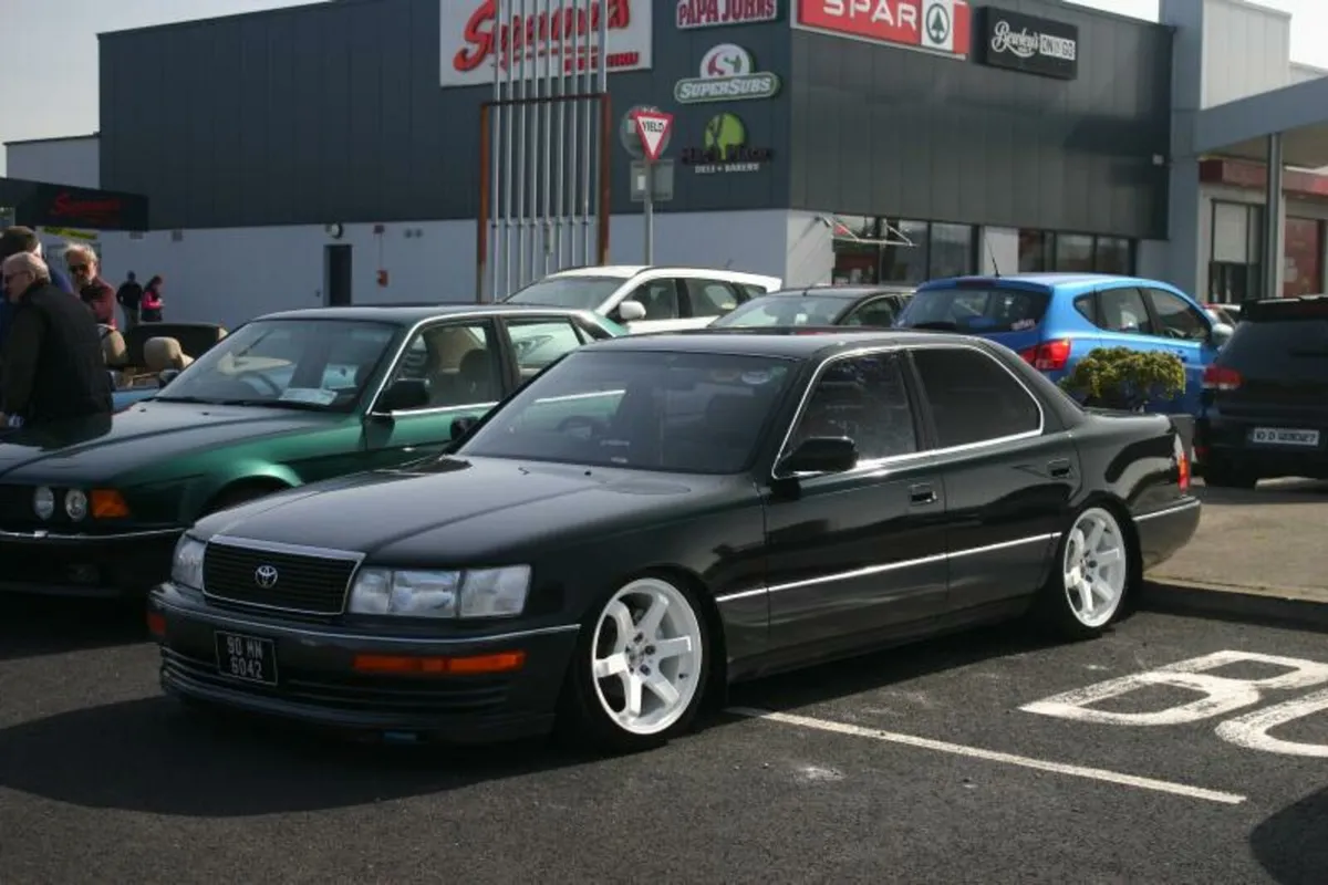 Toyota Celsior - Image 3
