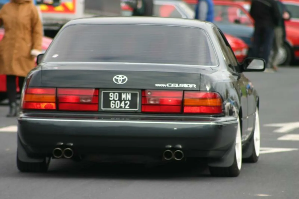 Toyota Celsior - Image 4