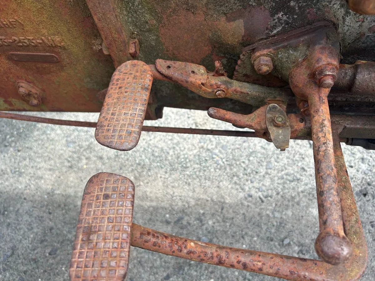 Massey Ferguson FE35 4 Cylinder - Image 4