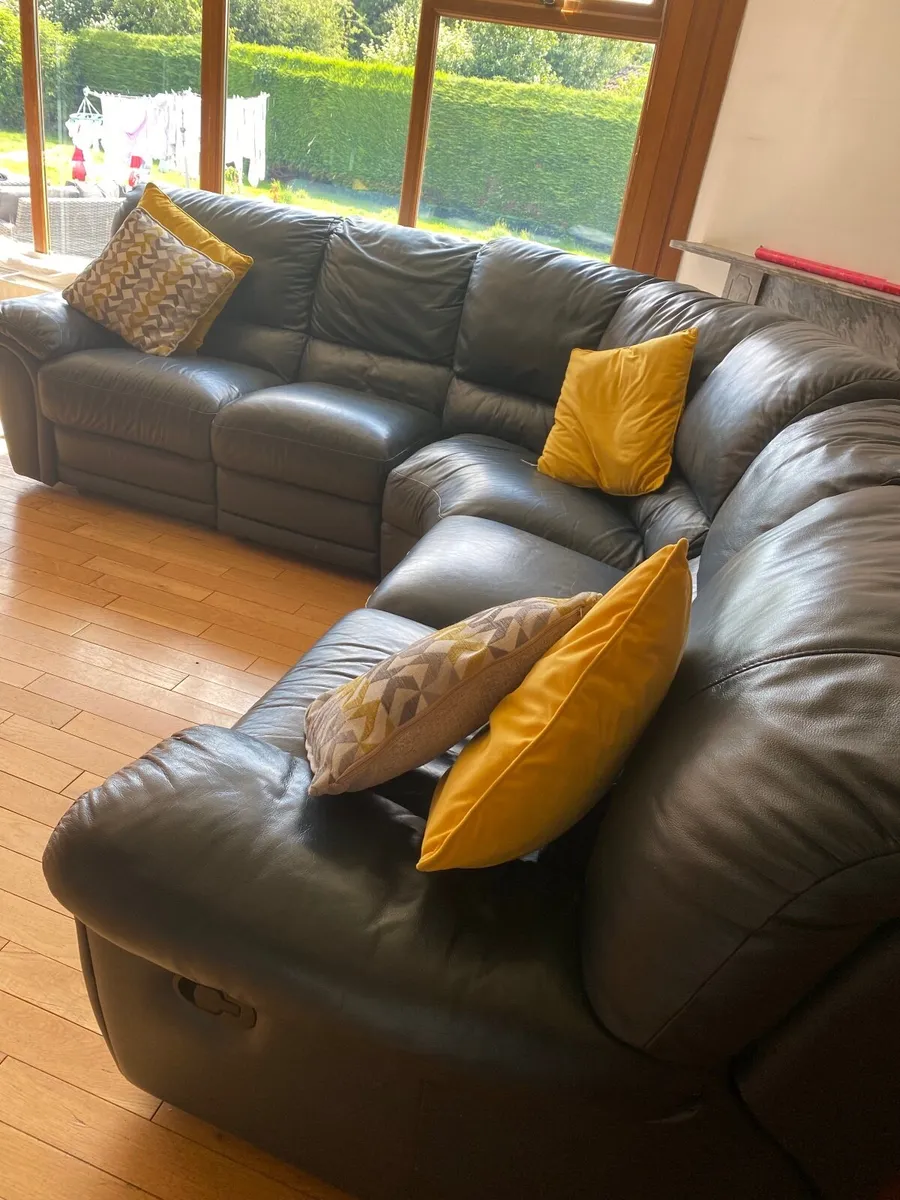Large Leather Corner Sofa - Image 4