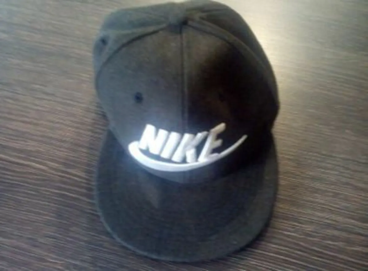 Nike Brand Men's Snapback Hat.