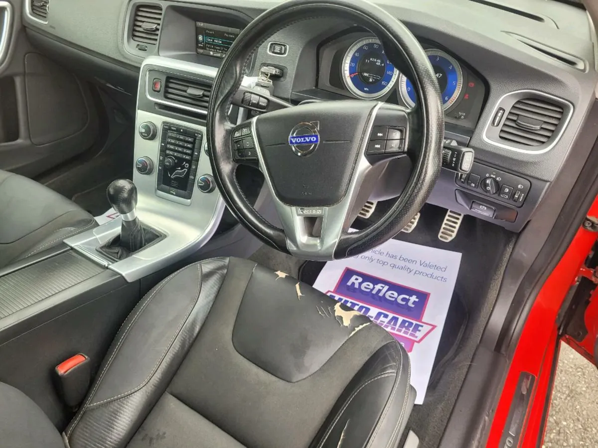 volvo v60 R designe - Image 2