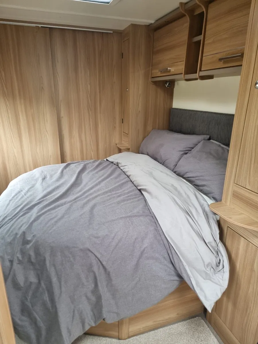 Caravan - Image 3