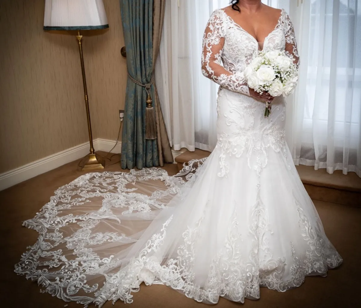 Wedding dress - Image 3