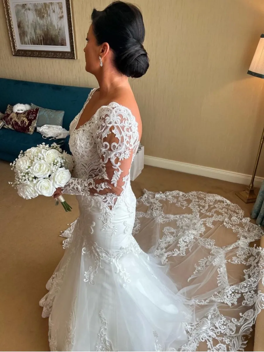 Wedding dress - Image 4