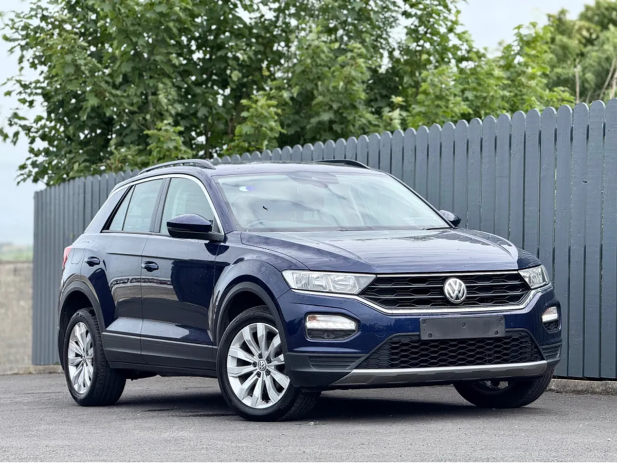 Volkswagen T-Roc 2019 Volkswagen T-Roc SE - Image 1