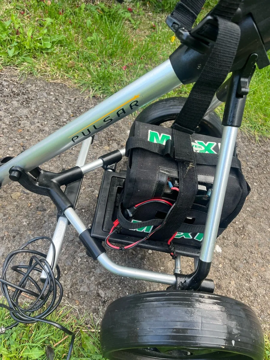 Golf trolley. - Image 3